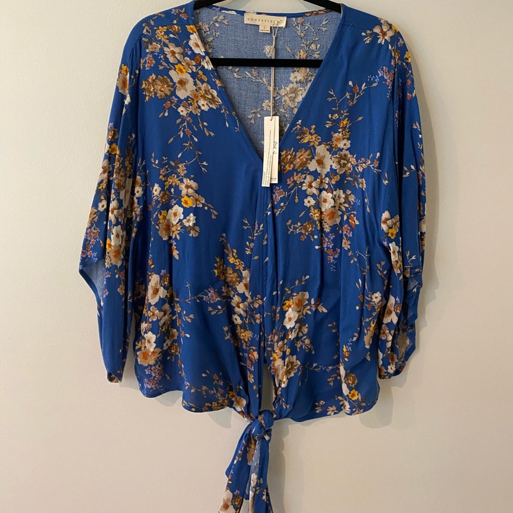 Lovestitch tie front loose floral top